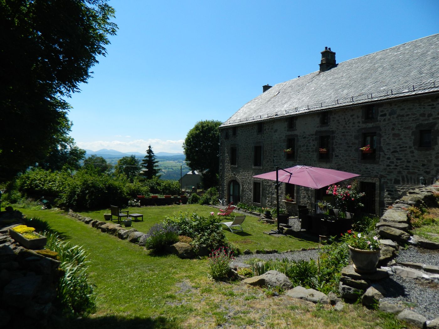 La Barajade Chambres Et Table D'hôtes Dans Le Cantal Auvergne